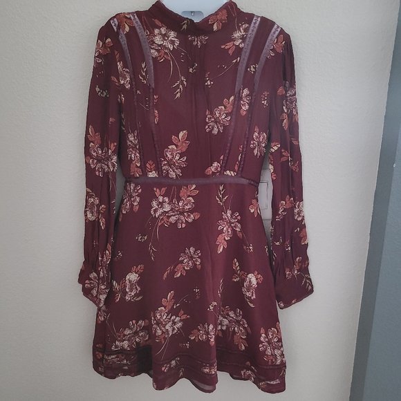 Astr Dresses & Skirts - ASTR The Label | Women's dress long sleeve burgundy floral pattern size medium